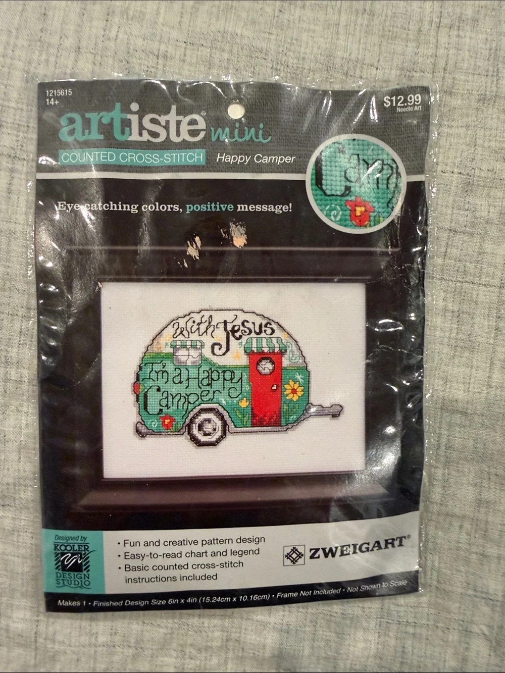 artis mini Cross-Stitch Kit - Teal Camper with Red Door